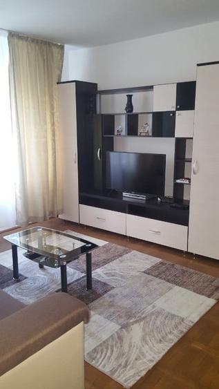 Apartament cu 3 camere semidecomandat în Chibrit