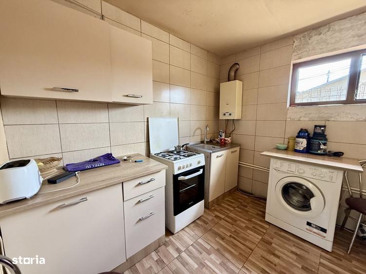 Casă cu 3 camere cu Teren 300 Mp în Chercea