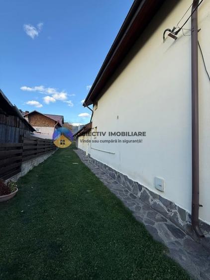 Casă individuală cu 6 camere cu Canalizare în Sărata