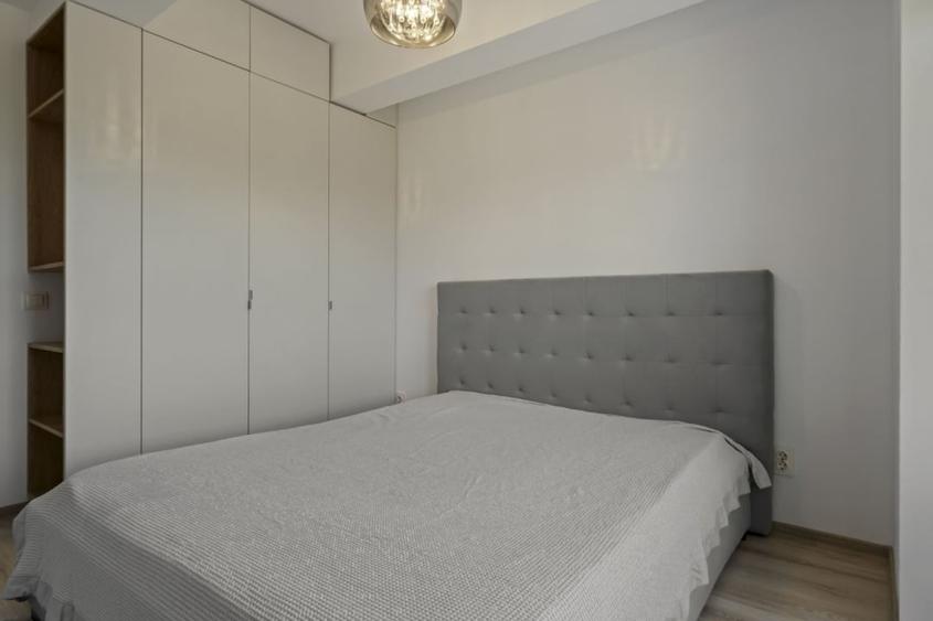 Apartament cu 2 camere decomandat, mobilat în Tunari