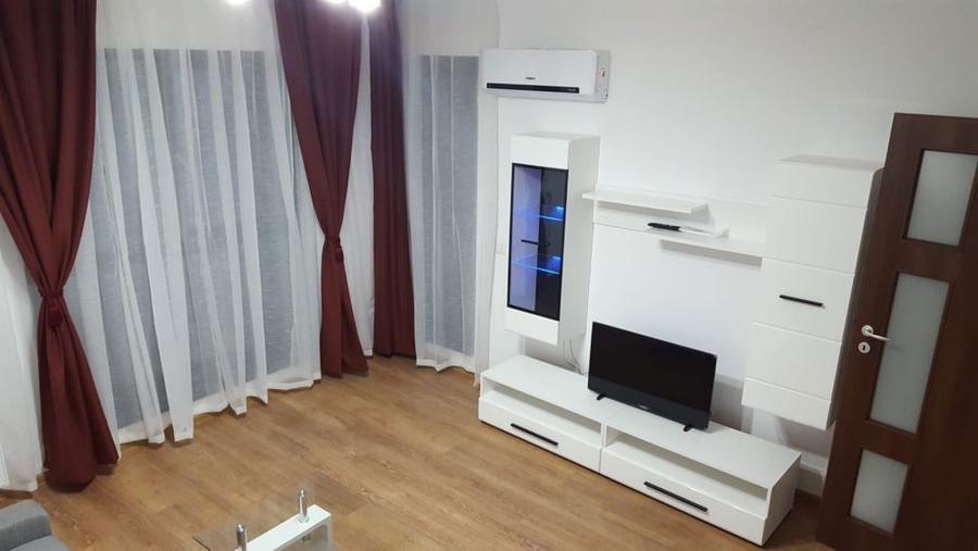 Garsoniera de inchiriat zona plaza mall - 2
