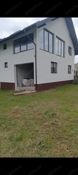Casă cu 6 camere cu Teren 2000 Mp în Mănăstirea Humorului