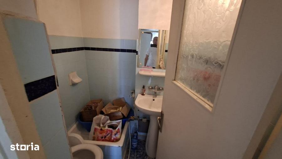Apartament cu 4 camere în Republicii