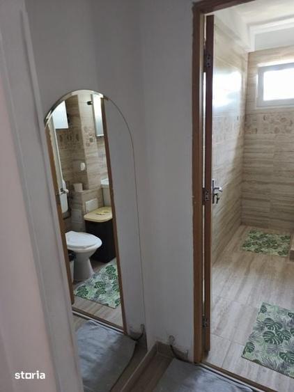 Inchiriez apartament 3 camere - 5