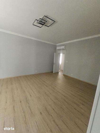 Spațiu comercial, de 450 mp, în Copou