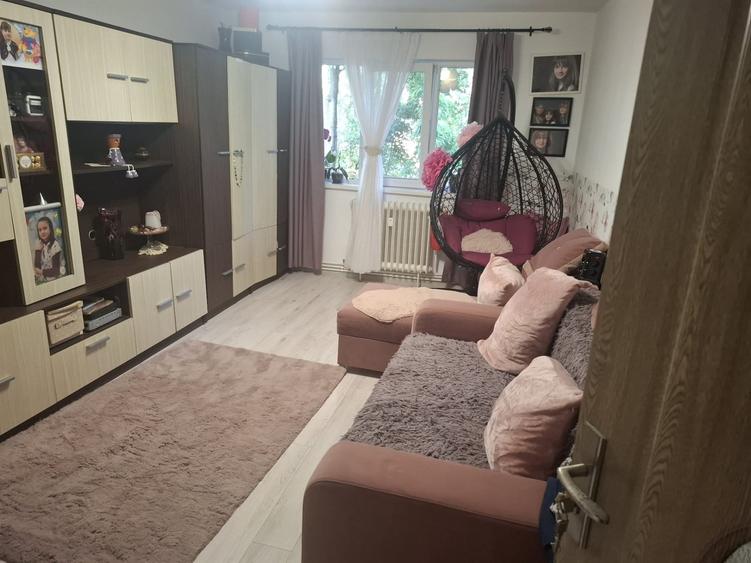 Apartament cu 3 camere decomandat, mobilat în Mănăștur — fotografia 1