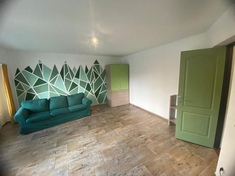 Apartament cu 2 camere decomandat, mobilat în Calea Călărașilor