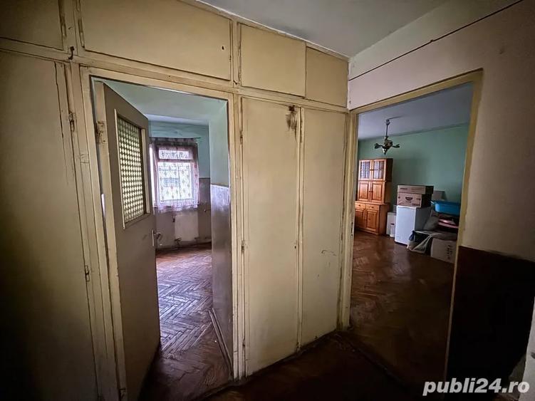 Apartament cu 3 camere în Central