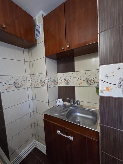 Garsonieră decomandată în Gării