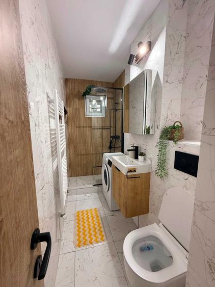 Apartament cu 2 camere semidecomandat în Micro 11
