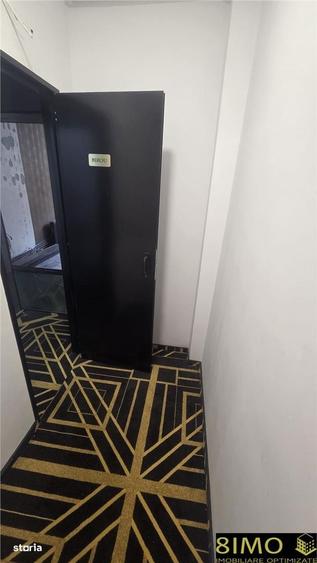 Spațiu comercial, de 74 mp, în Roșu