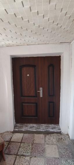 Casă cu 3 camere în Central