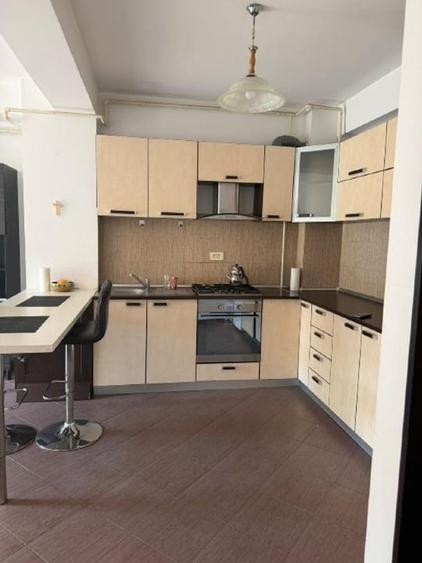 Apartament cu 2 camere decomandat, mobilat în Militari