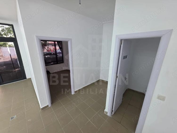 Spațiu comercial, de 40 mp, în Craiovița Nouă