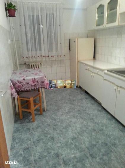 Apartament cu 2 camere decomandat în Km 4