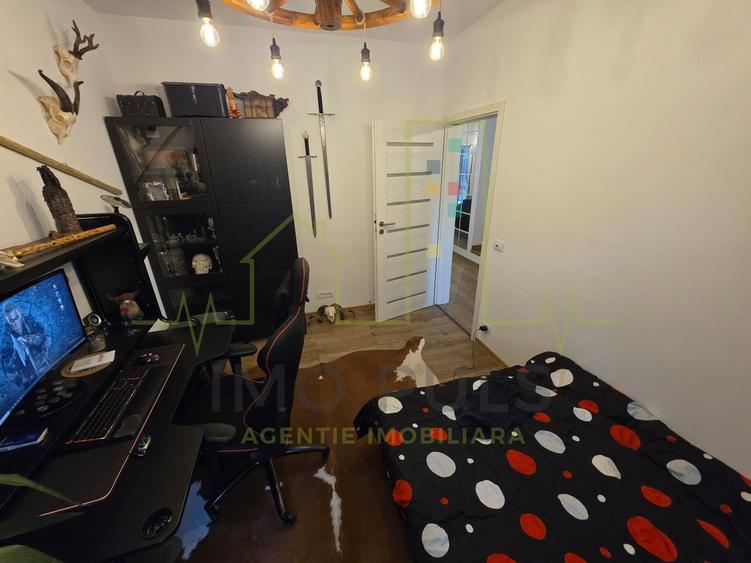 Duplex cu 5 camere cu Canalizare în Ghiroda