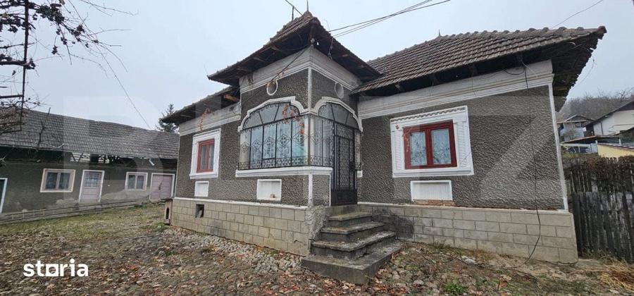 Casă cu 2 camere cu Teren 1200 Mp în Brănești