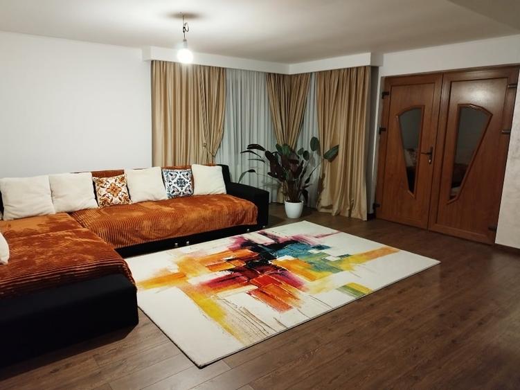Casă individuală cu 4 camere cu Garaj în Siliștea