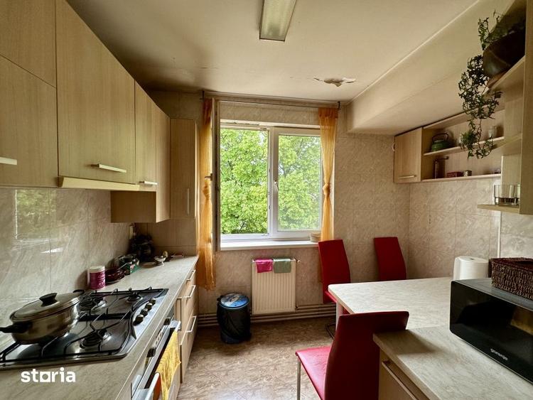 Apartament cu 4 camere semidecomandat, mobilat în Grigorescu
