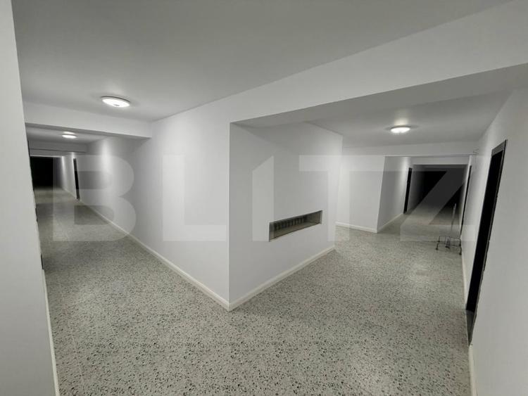 Apartament cu 3 camere decomandat în Nord — fotografia 3