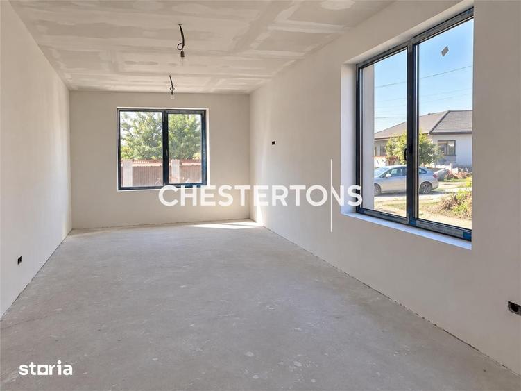 Casă cu 4 camere cu Teren 280 Mp în Crevedia