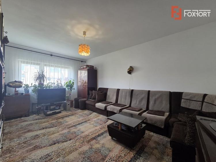 Apartament cu 2 camere decomandat, mobilat în Micălaca