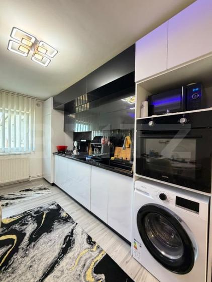 Apartament cu 3 camere, decomandat, 64,89 mp, zona Parcul T - 5