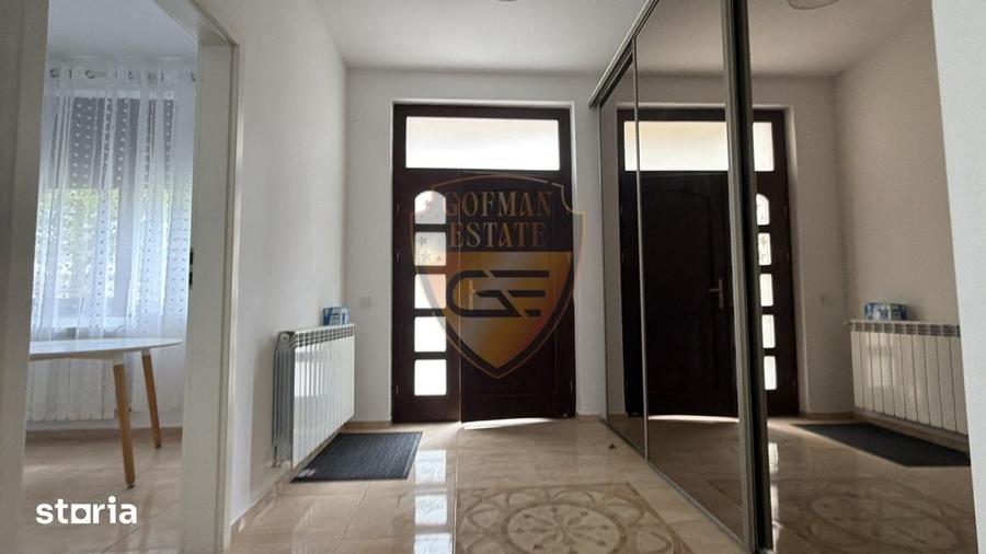 Casă cu 5 camere cu Teren 500 Mp în Agigea
