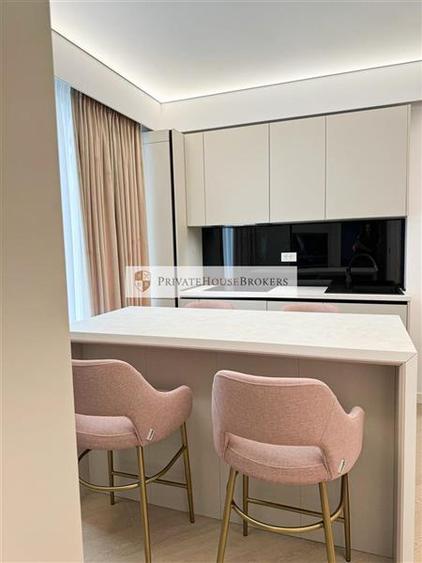 Apartament cu 2 camere semidecomandat, mobilat în Pipera