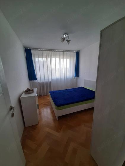 Apartament cu 2 camere semidecomandat în Berceni