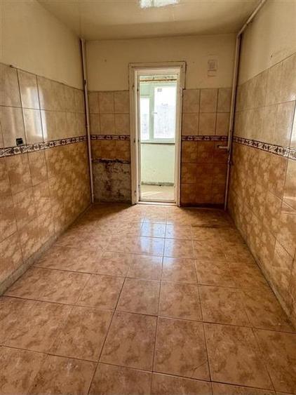 Basarabiei-2 minute de metrou, apartament 3 camere, bloc reabilitat, zona verde - 6