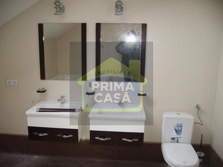 Casă cu 3 camere cu Canalizare în Tăuții-Măgherăuș