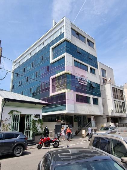 Apartament cu 2 camere decomandat în Floreasca
