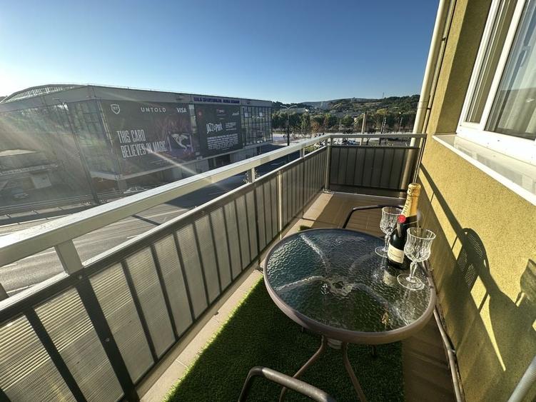 Apartament cu 2 camere semidecomandat în Central