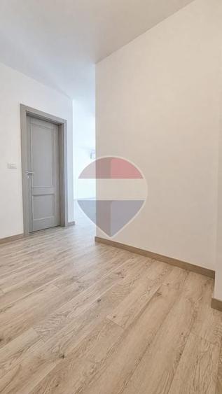 Apartament cu 3 camere decomandat în UTA