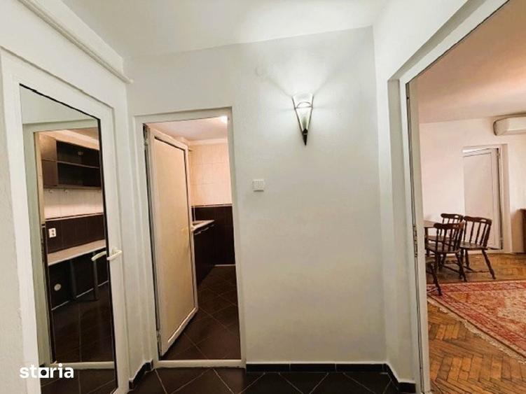 Apartament cu 3 camere decomandat în Nicolae Titulescu