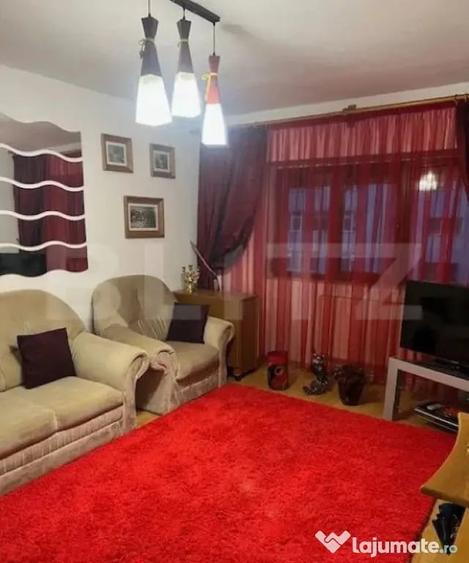 Apartament 3 camere, 74 mp, zona Pacurari - 1