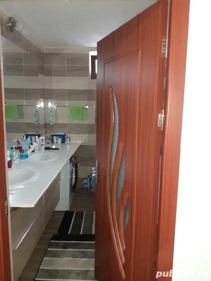 Casă cu 5 camere cu Teren 576 Mp în Mircea-Vodă