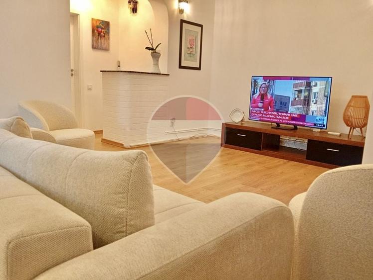 Apartament cu 2 camere decomandat, mobilat în Primăverii