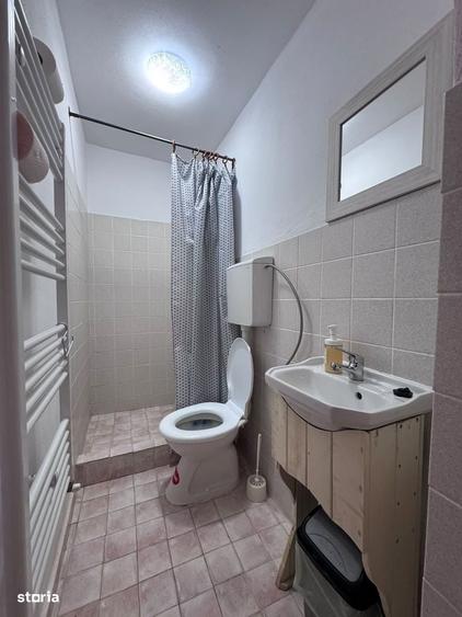 Casă cu 4 camere în Buzd