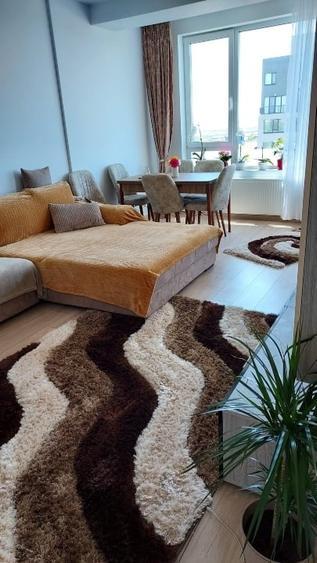 Apartament cu 2 camere decomandat, mobilat în Brătianu