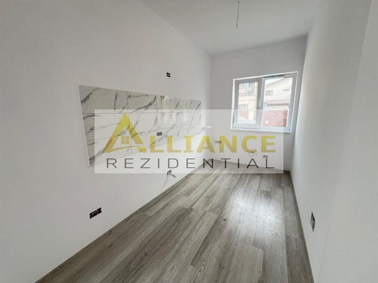 Casă individuală cu 4 camere cu Canalizare în Berceni