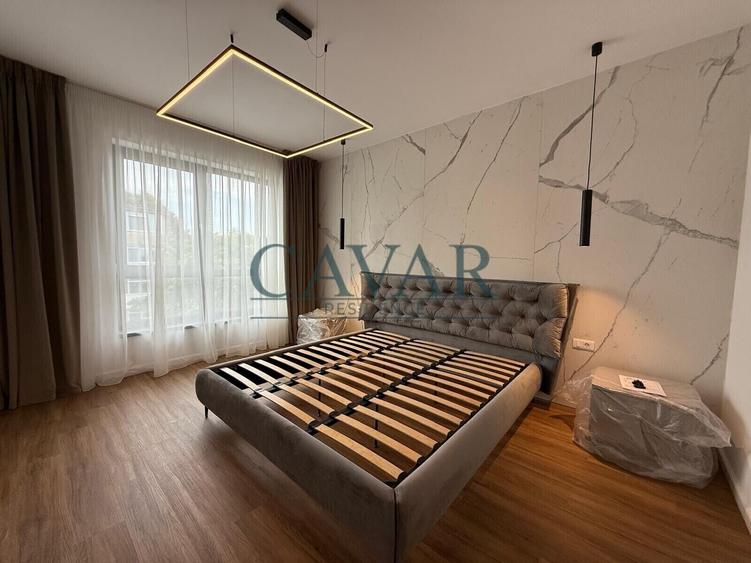 Apartament cu 3 camere decomandat în Olteniței