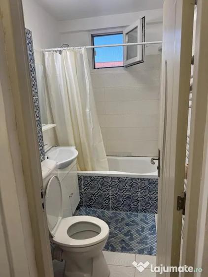 Apartament cu 2 camere decomandat în Drumul Taberei
