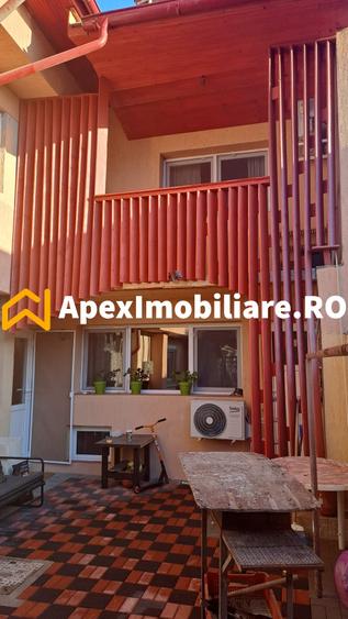 Casă individuală cu 4 camere cu Canalizare în Doamna Ghica
