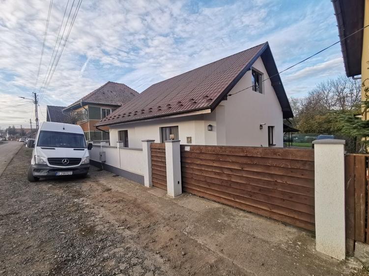 Casă cu 3 camere în Pănet