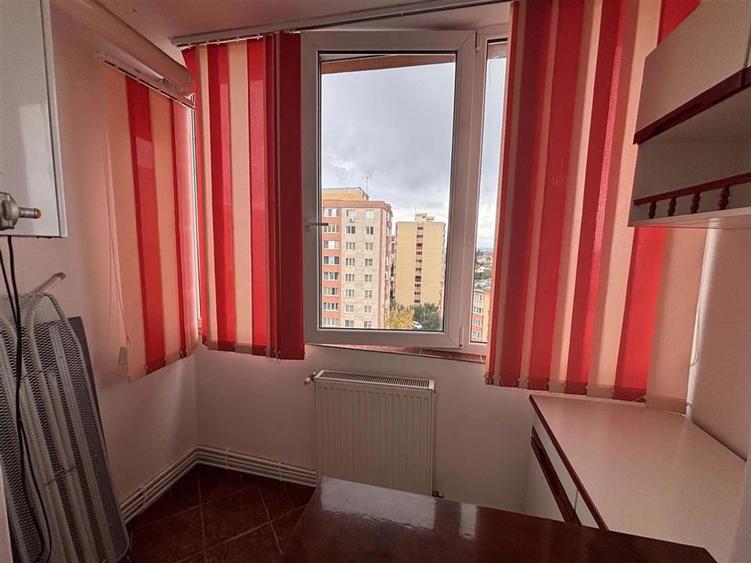 Apartament 2 camere, decomandat, cu parcare, etaj intermediar-Grivitei - 7