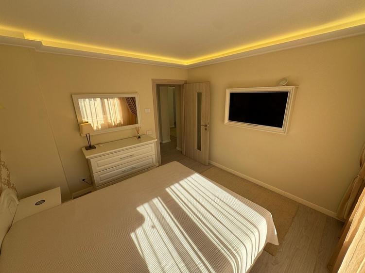 Apartament cu 3 camere decomandat, mobilat în 1 Decembrie 1918