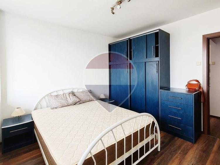 De închiriat apartament 2 camere și loc de parcare - Splaiul Crișanei - 9