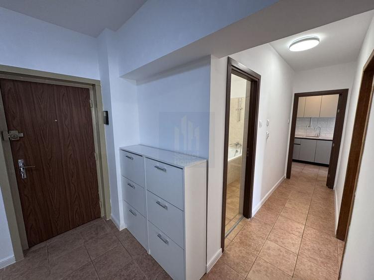 Apartament cu 2 camere decomandat, mobilat în Unirii